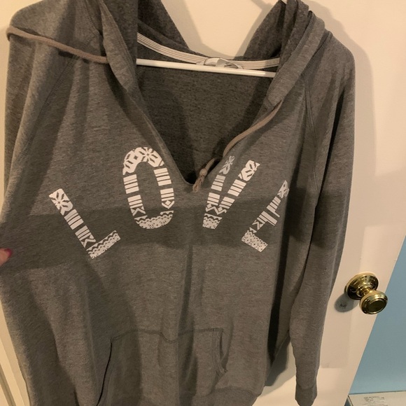 Victoria's Secret Tops - NWOT Victoria’s Secret hoodie
